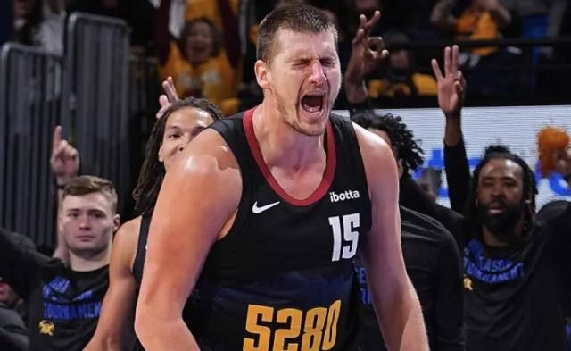 星空体育官网-新赛季首期MVP榜 约基奇居首 恩比德东契奇紧随